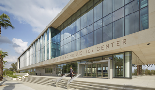 A New Direction in Large-Scale Court Facilities